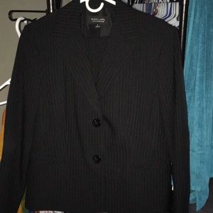 2 Piece Black Label Evan-Picone Business Pantsuit